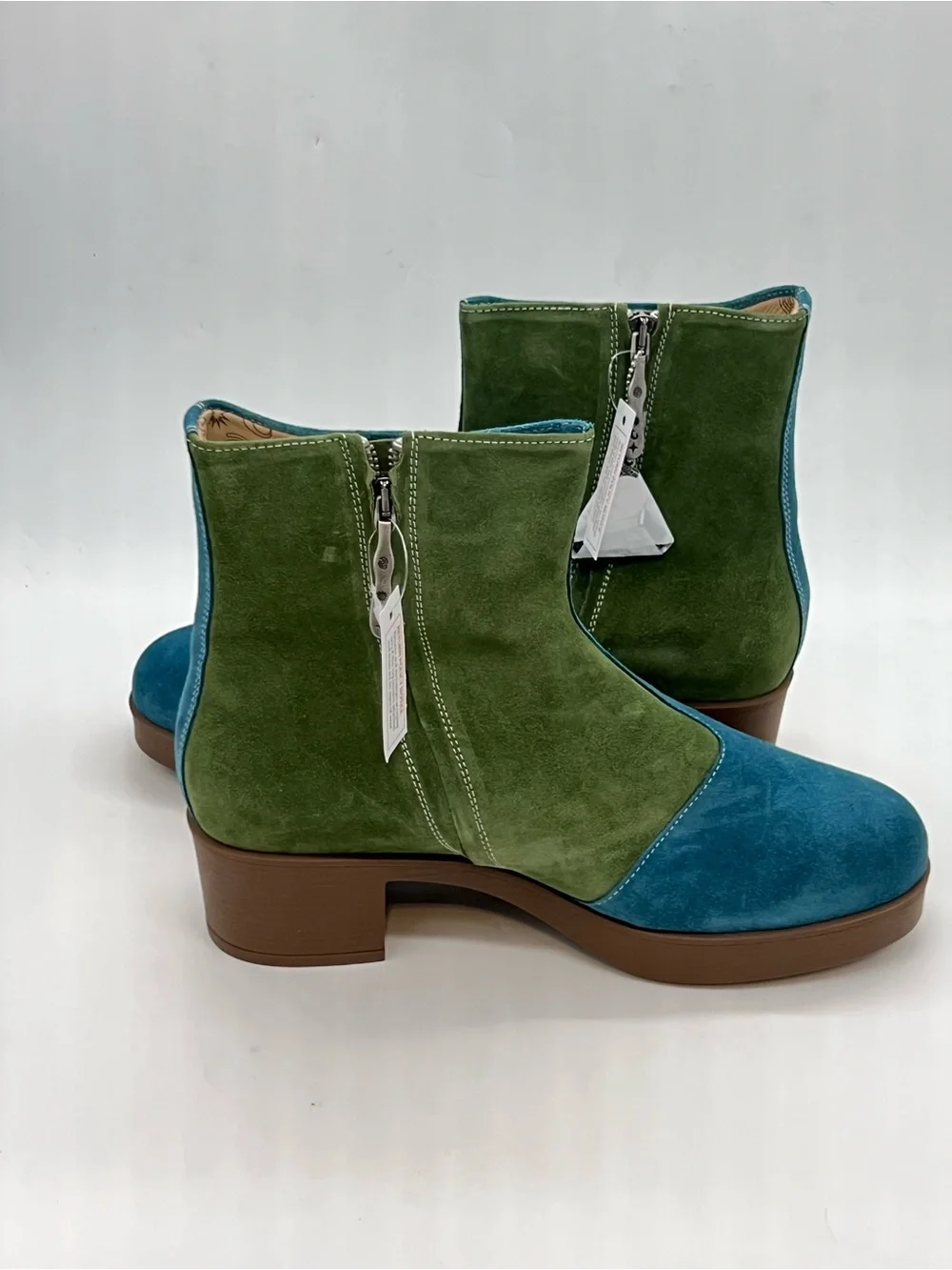 Lazo Siren ankle boots in Blue and Green Suede